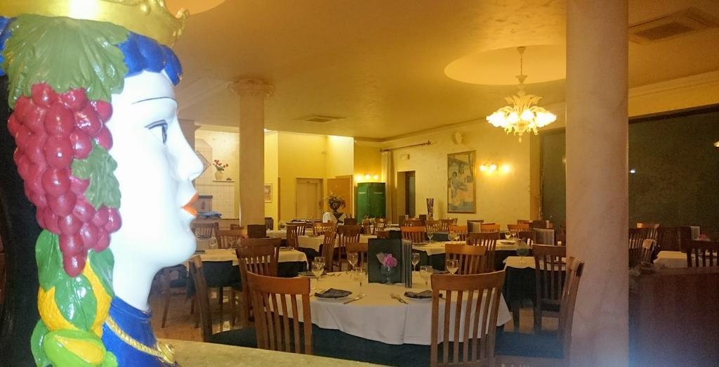 Hotel Ristorante Cordial Comiso Εξωτερικό φωτογραφία