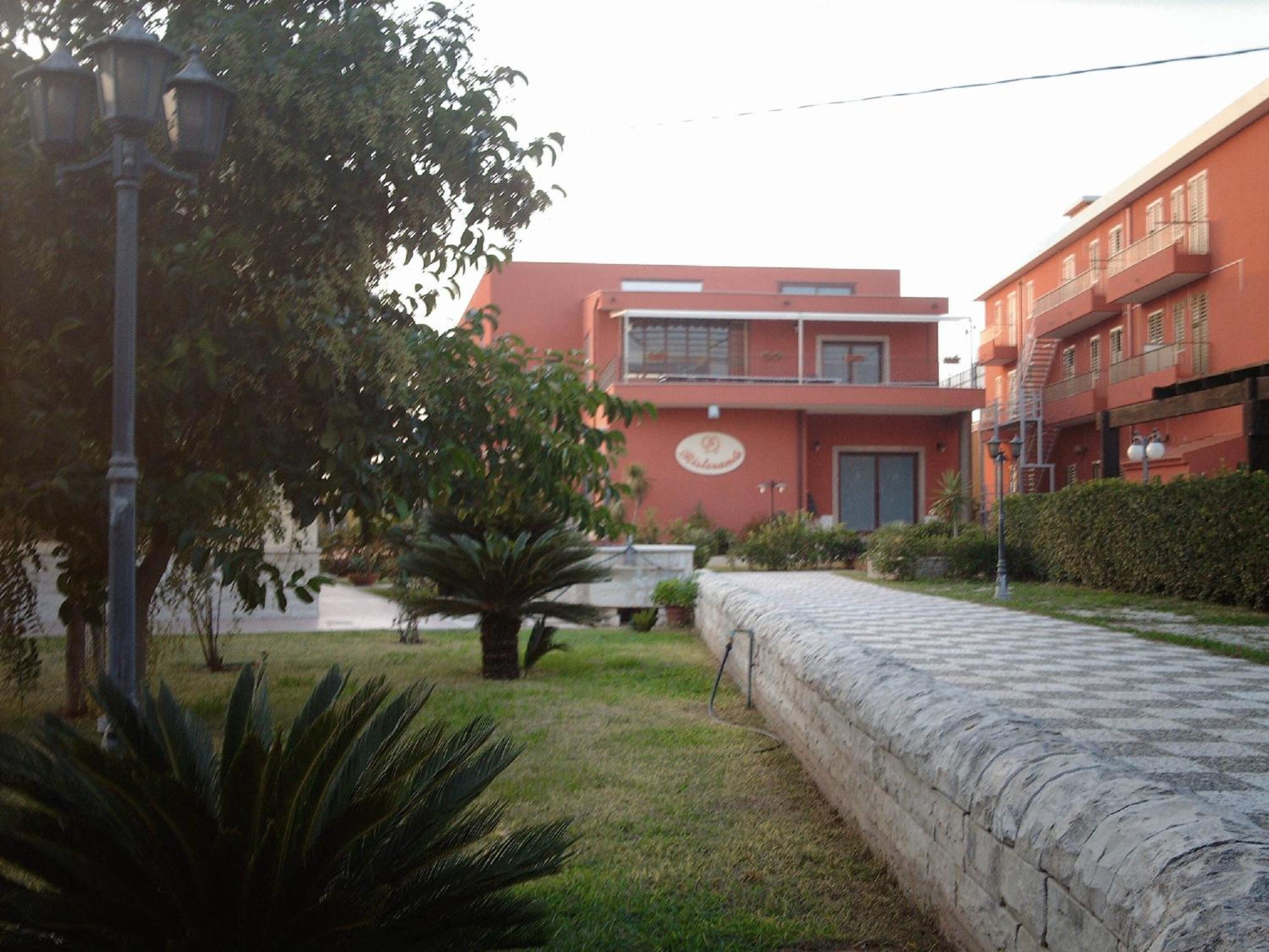 Hotel Ristorante Cordial Comiso Εξωτερικό φωτογραφία