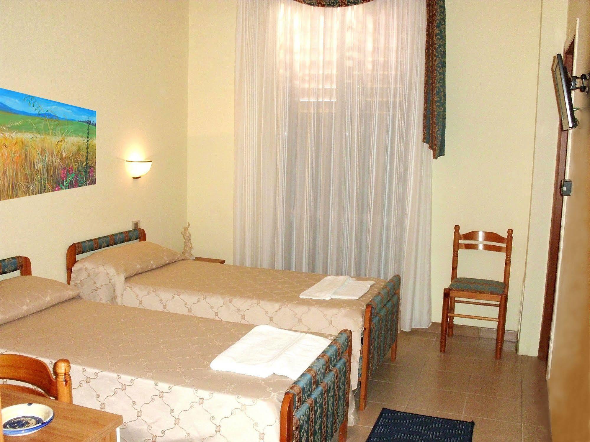 Hotel Ristorante Cordial Comiso Εξωτερικό φωτογραφία